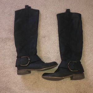 Steve Madden black Satirday boots